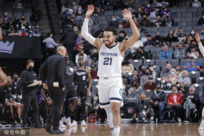 米兰体育在线登录-冲刺阶段突围战来临，孟菲斯灰熊围绕德甲篮板制胜，信心回归，纪律约束更严格